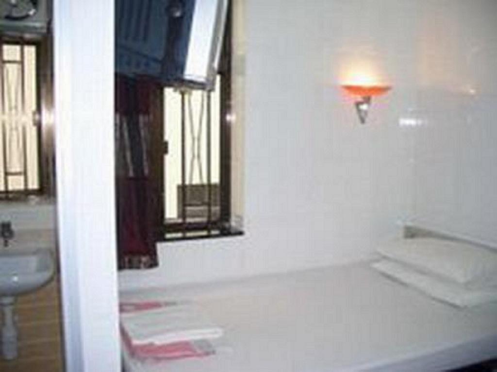 Sun Shine Guest House Hong Kong Ngoại thất bức ảnh
